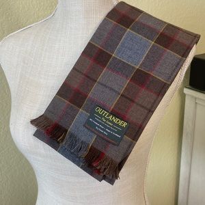 Outlander scarf NWT